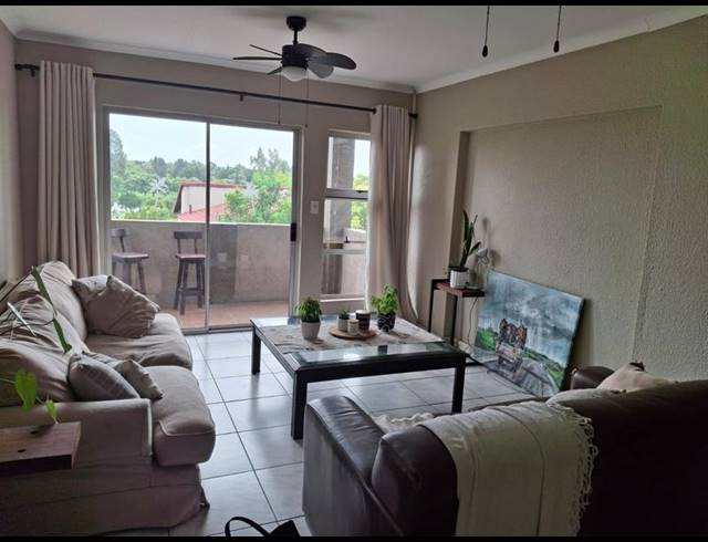 2 BEDROOM APARTMENT FOR SALE IN VAALPARK